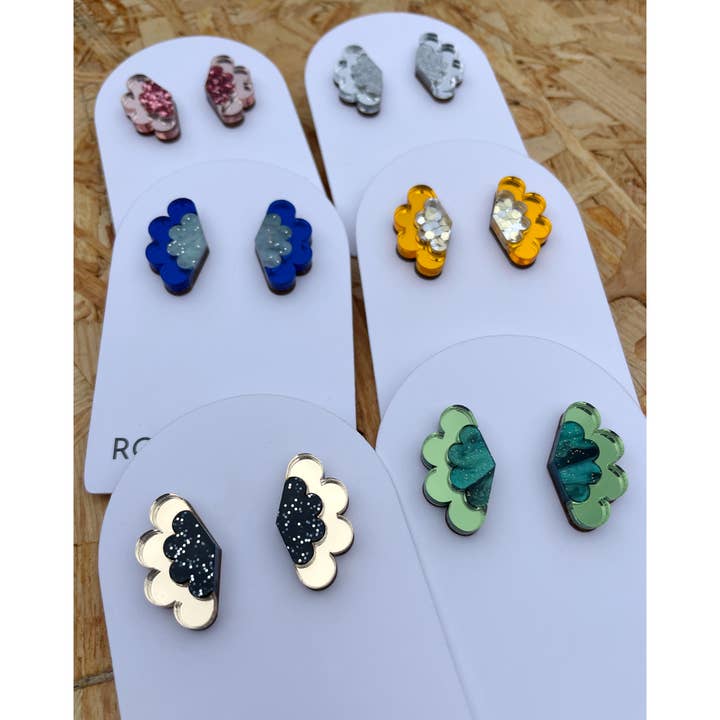 Rosa Pietsch – wholesale Stud/post earrings – Scalloped Stud Earrings - Cobalt Blue2