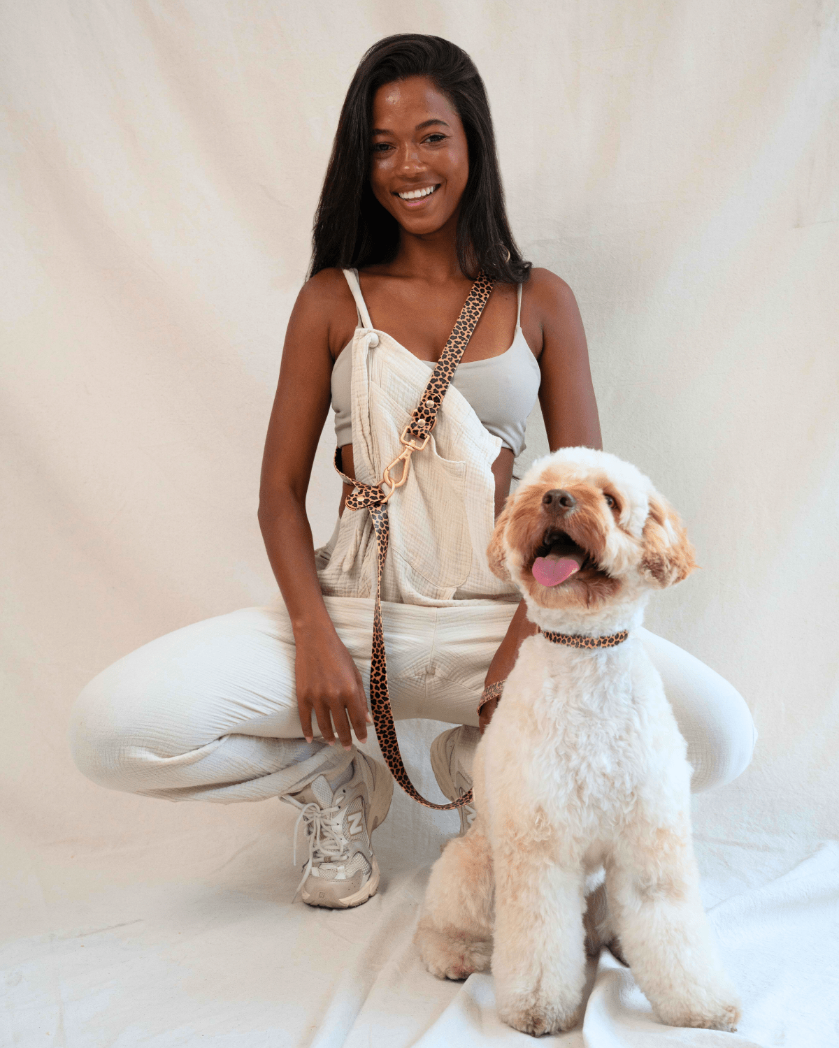 Wander! Waterproof Collar Leopard for wholesale on Faire5