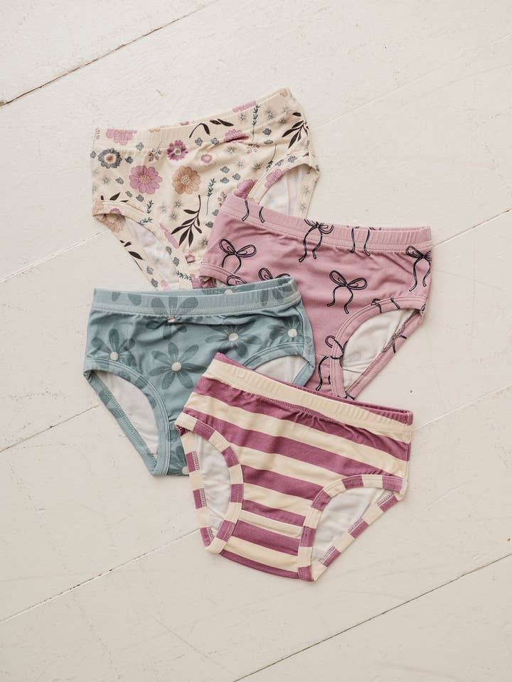 Girl's Underwear Fall Winter 2025 for wholesale by babysprouts clothing company