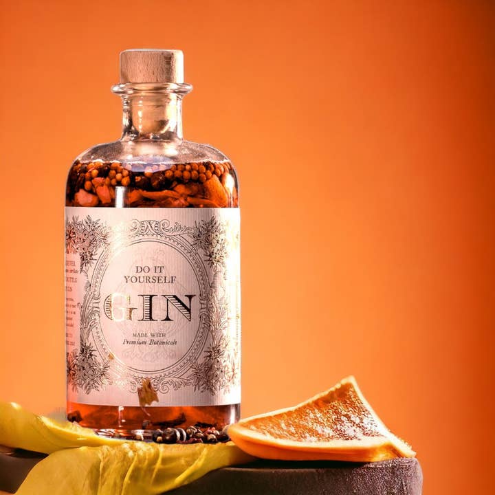 The Flavour Company - Venta al por mayor Kits de cerveza/alcohol de elaboración propia - Haz tu propia ginebra - Edición Orange Spice - Botella de 500 ml