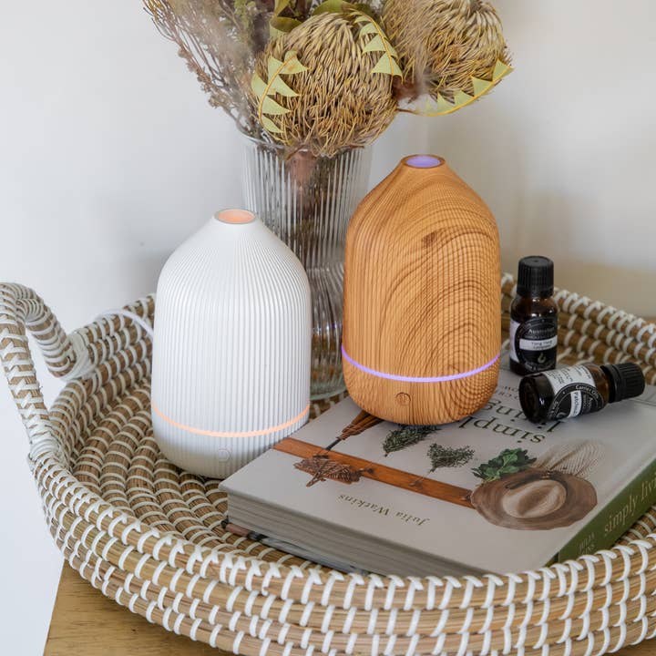 Australian Wholesale Oils - Wholesale Electronic diffuser - Desktop Aroma Diffuser - Wood Grain1