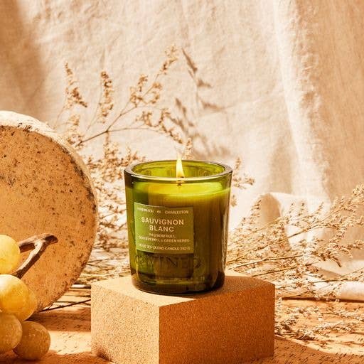 Rewined – wholesale Jar/filled candle – Rewined Sauvignon Blanc Candle 10 oz1