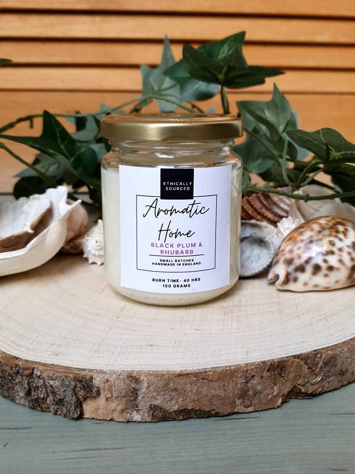 Svart Plommon och Rabarber ljus för wholesale av Aromatic Home LTD