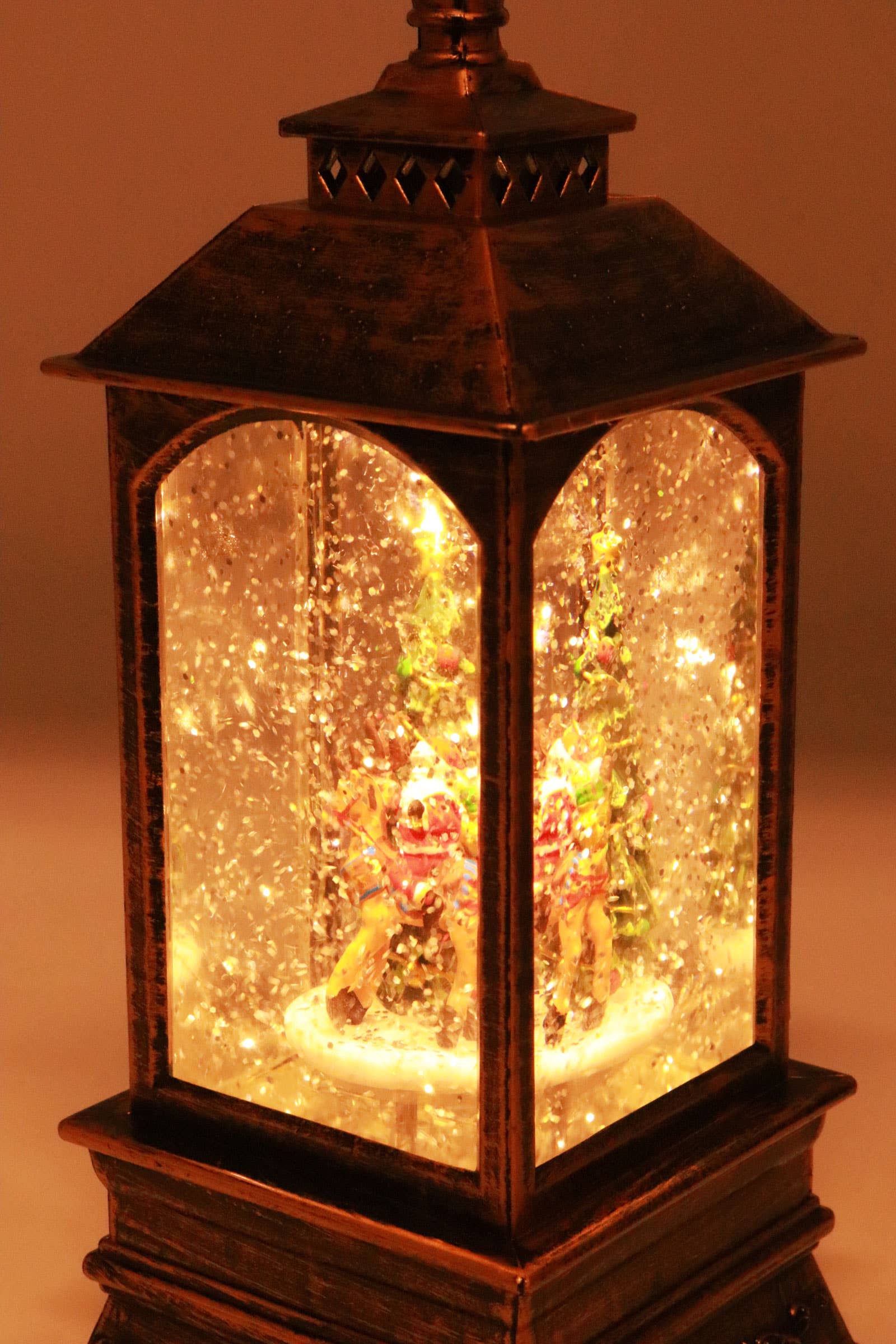 ASSORTI Vintage Kerstmis Glanzende Muziek Led Lantaarn - Steady voor groothandel op Faire18