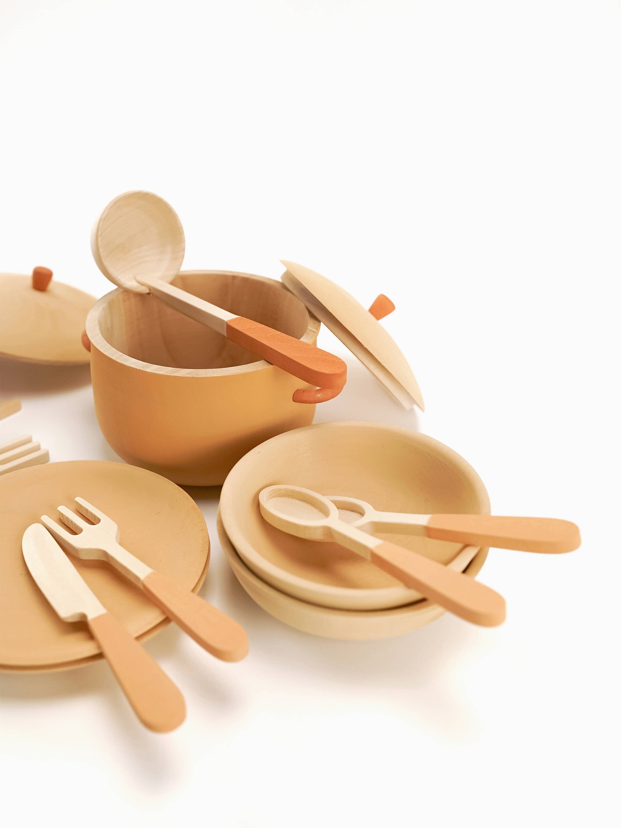 SABO concept – wholesale Leksaksmatningsset - Barn – Servisset för barnkök i citrusfärger2