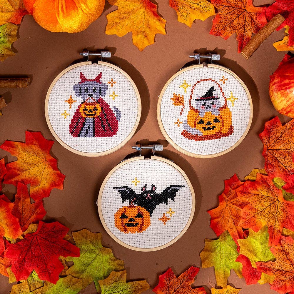 Craft Club - Wholesale Embroidery/cross-stitch supplies - TRICK OR TREAT MINIS - Cross Stitch Kit0