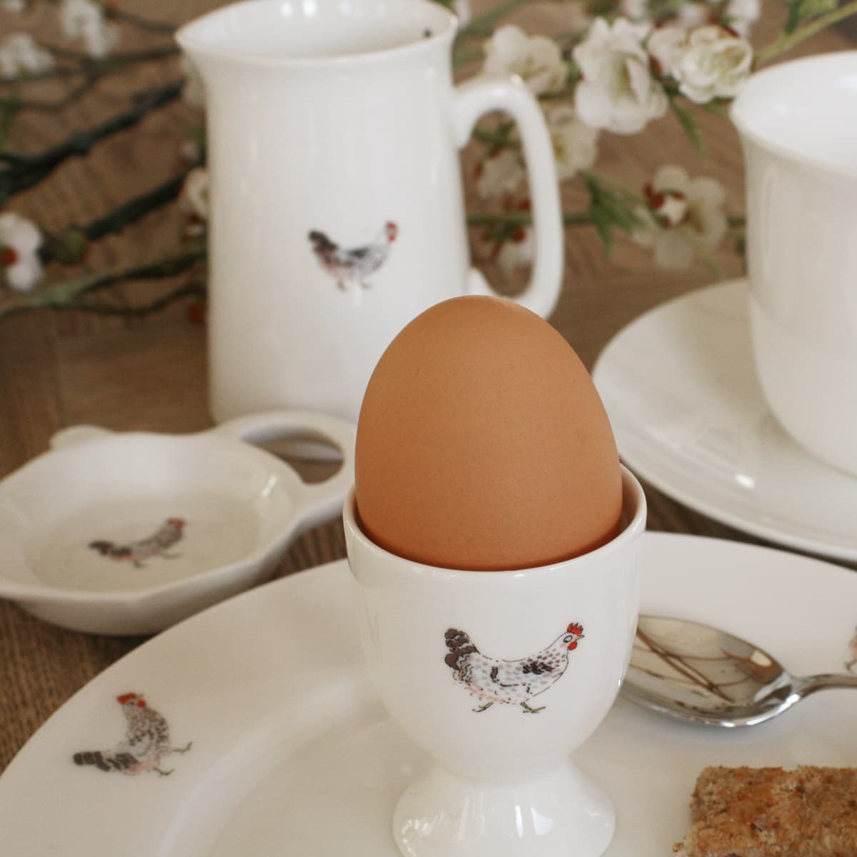 Sophie Allport – wholesale Egg cup/holder – Chicken Egg Cup2