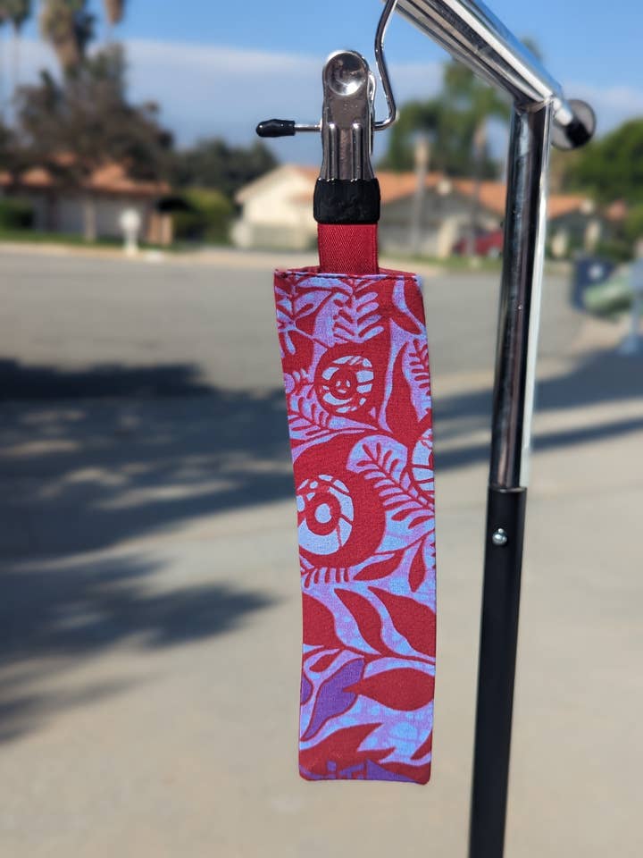 Marque-page en tissu ouest-africain (violet) pour la vente par Teranga Market