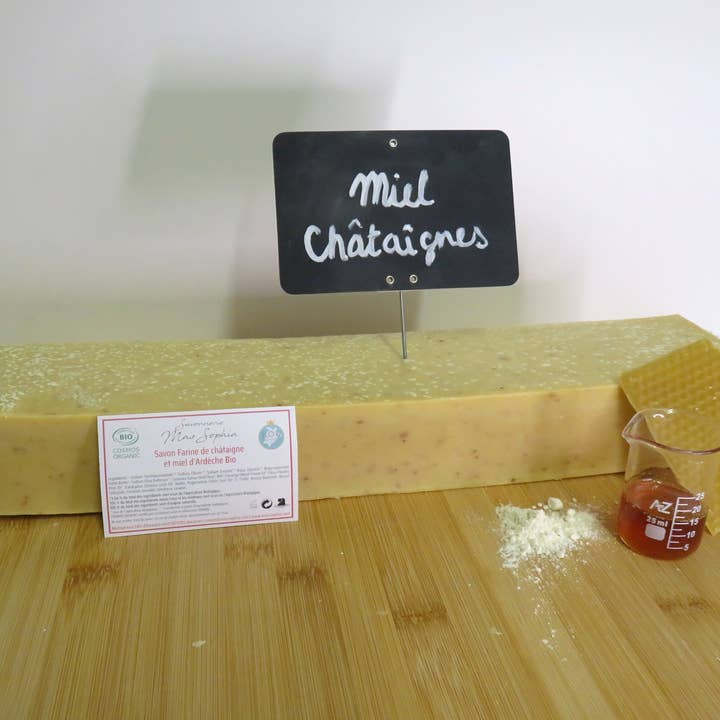 1.6 KG BAR OF COLD-PROCESSED SURGRAS SOAP HONEY CHESTNUT BULK for wholesale by MAS SOPHIA