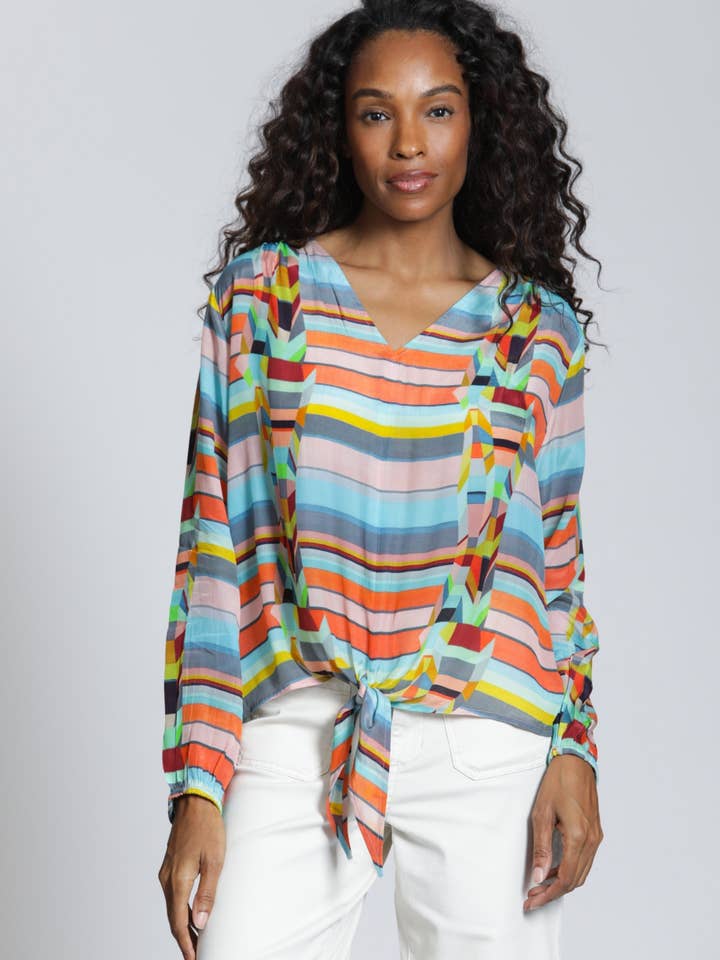 Top con scollo a V sul davanti per la vendita all'ingrosso da parte di APNY