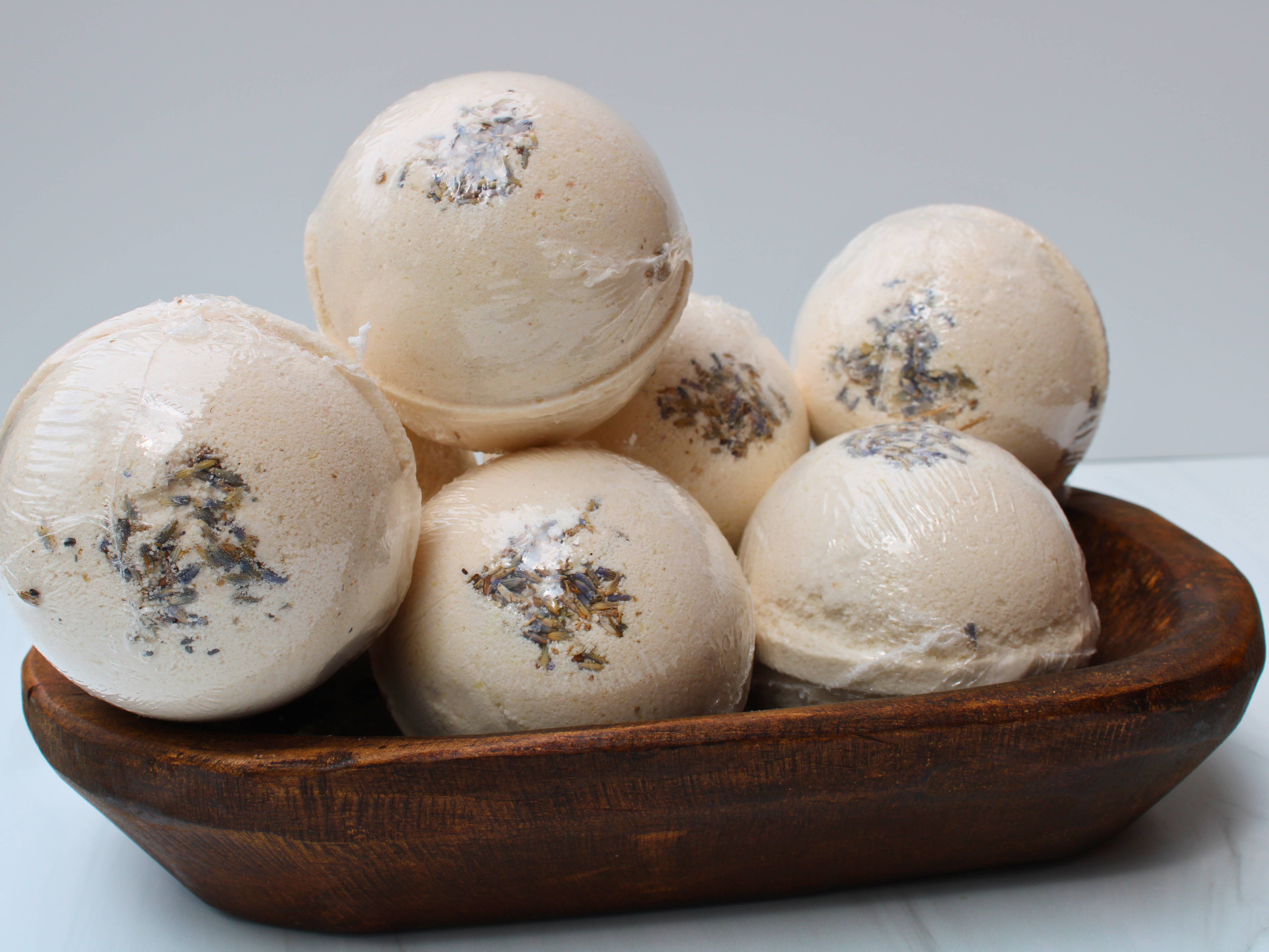 JM Botanicals - Handcrafted Skin Care - Wholesale Bath Bomb/Fizz - Milk & Honey - Soothing Bath Bomb1
