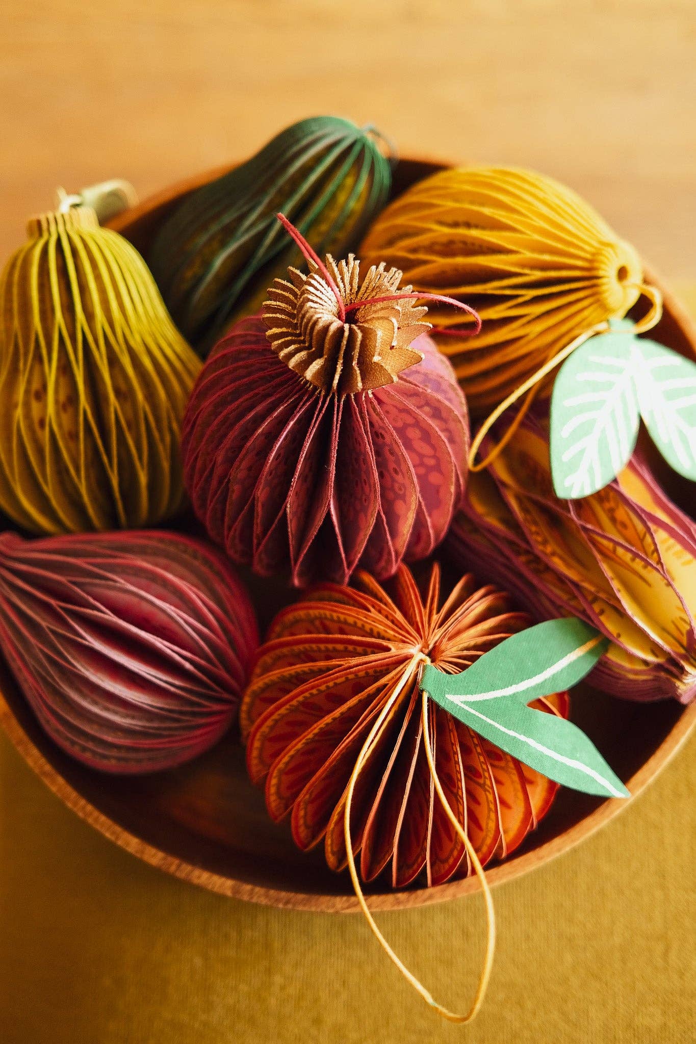 East End Press - Wholesale Ornament - Fig Honeycomb21