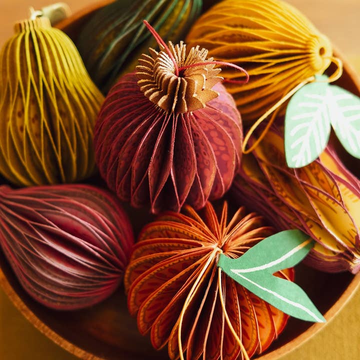 East End Press - Wholesale Ornament - Fig Honeycomb21