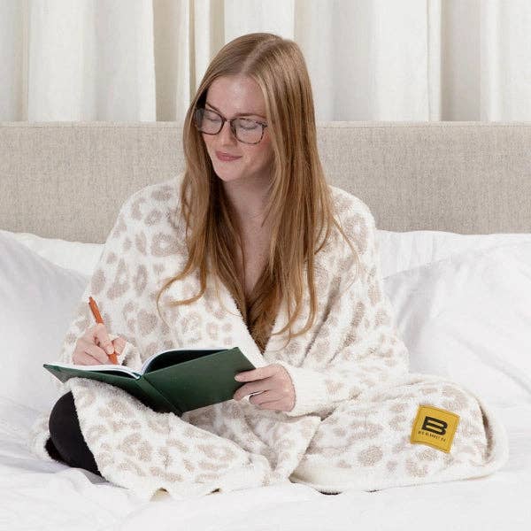 Big Blanket Co - Wholesale Robe - Unisex - Premier Plush™ Wrap43