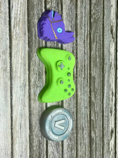 Southern Fleek Bath LLC – wholesale Bath bomb/fizz – Video Game Bath Bomb Gift Set4