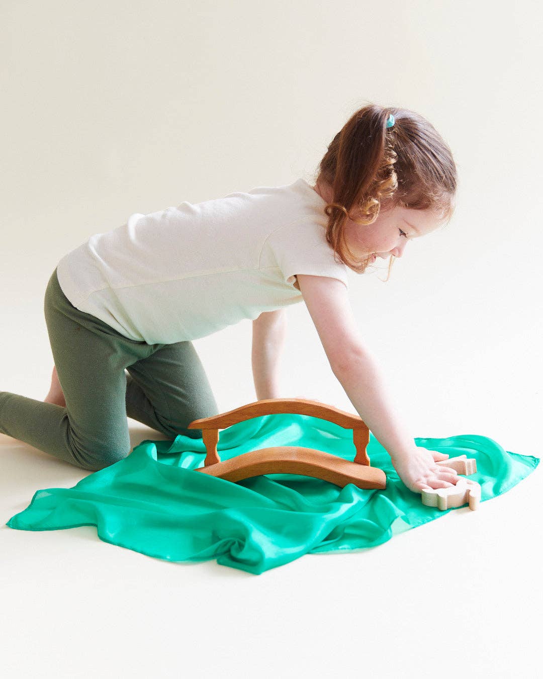 Sarah’s Silks - Wholesale Toy Set - Kids - Mini Solid Color Playsilks5