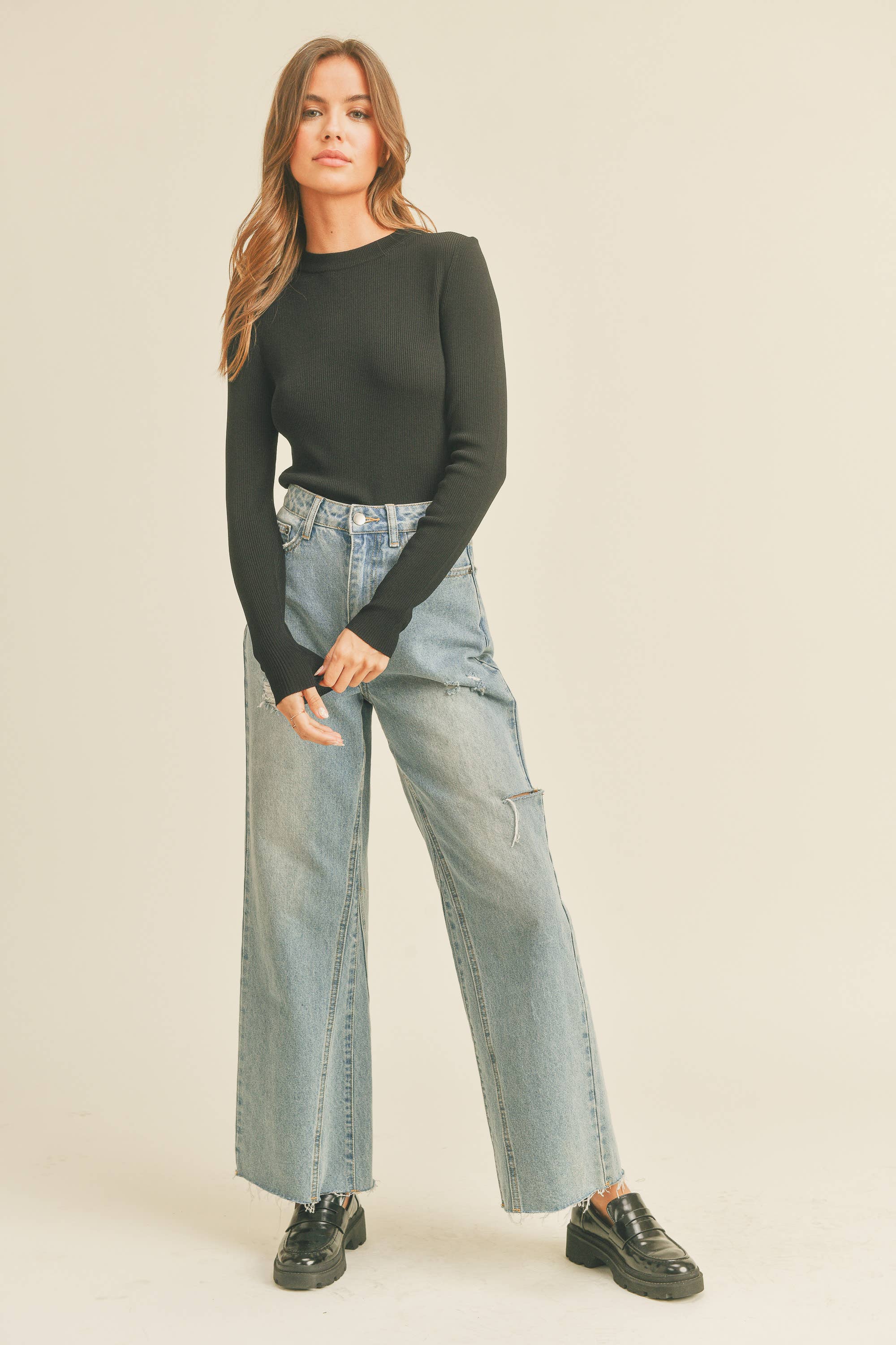 Noir T2528 HAUT BASIQUE À MANCHES LONGUES CÔTELÉ en vente sur Faire3