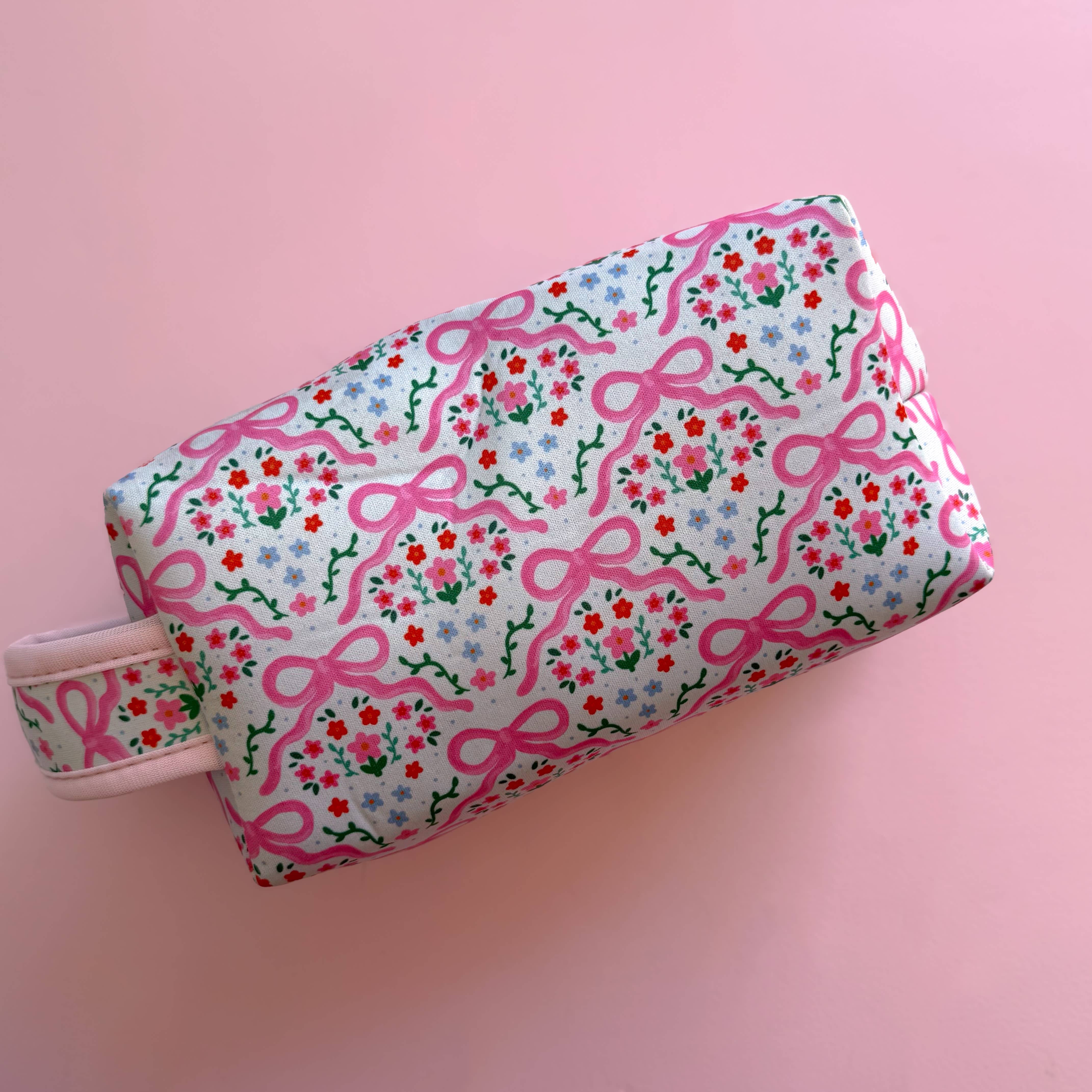 Seven hearts shop - Wholesale Makeup/Cosmetic Bag - Flower and bows - Makeup Bag  1