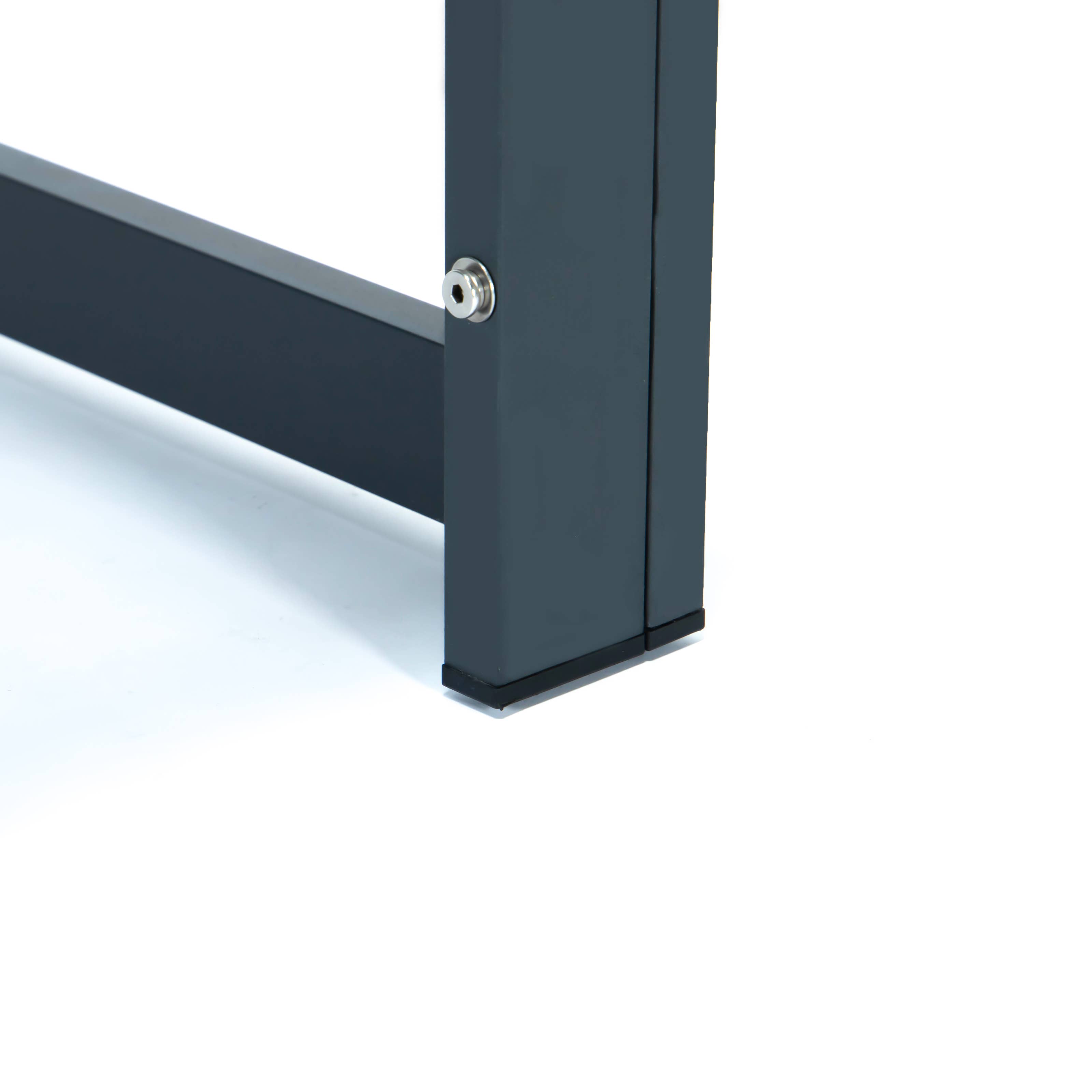 LeisureMod - Wholesale Patio Table - Chelsea Aluminum Patio Coffee Table3