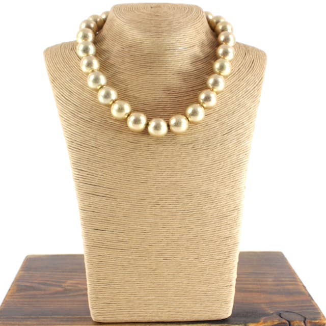 N22131 Bead Necklace and other Purchase Wholesale gs8531. Free Returns & Net 60 Terms on Faire trending on Faire.