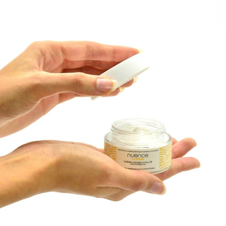 NUENCE MTC - Venta al por mayor Crema hidratante facial - CREMA FACIAL VITALITY 50ml Ginseng y Angélica de China