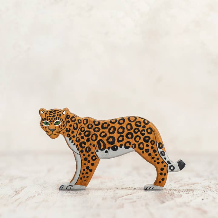 Wooden Cheetah figurine Safari Animals for wholesale by Wooden Caterpillar Toys