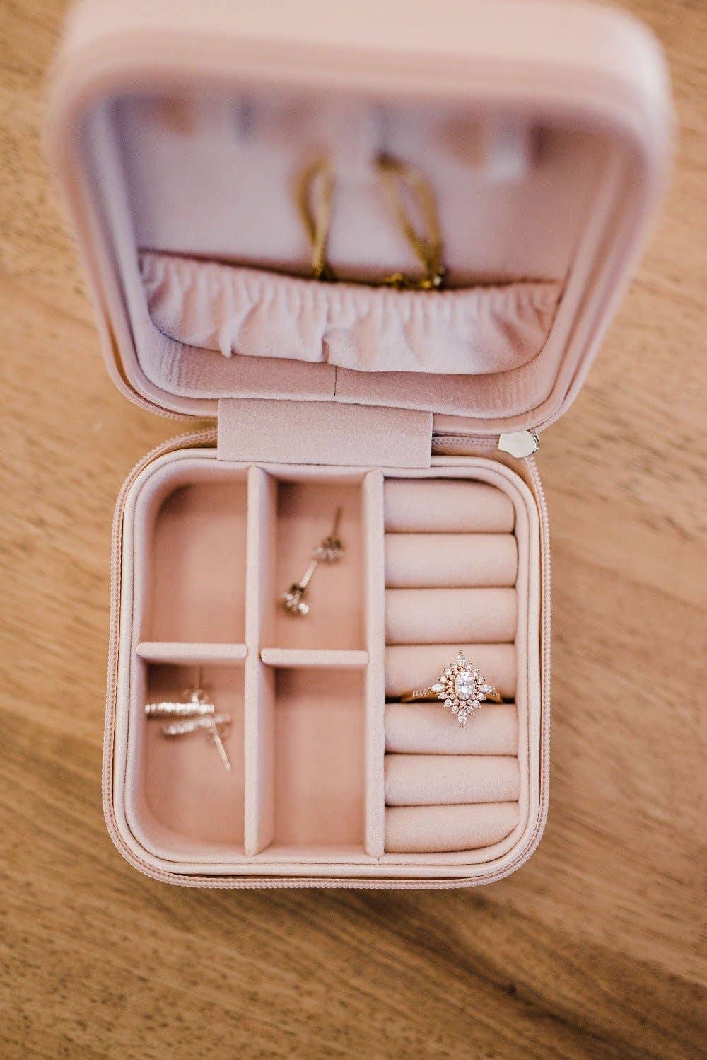 modern and chic - Wholesale Jewelry Box/Organizer - Christina Jewelry Case6
