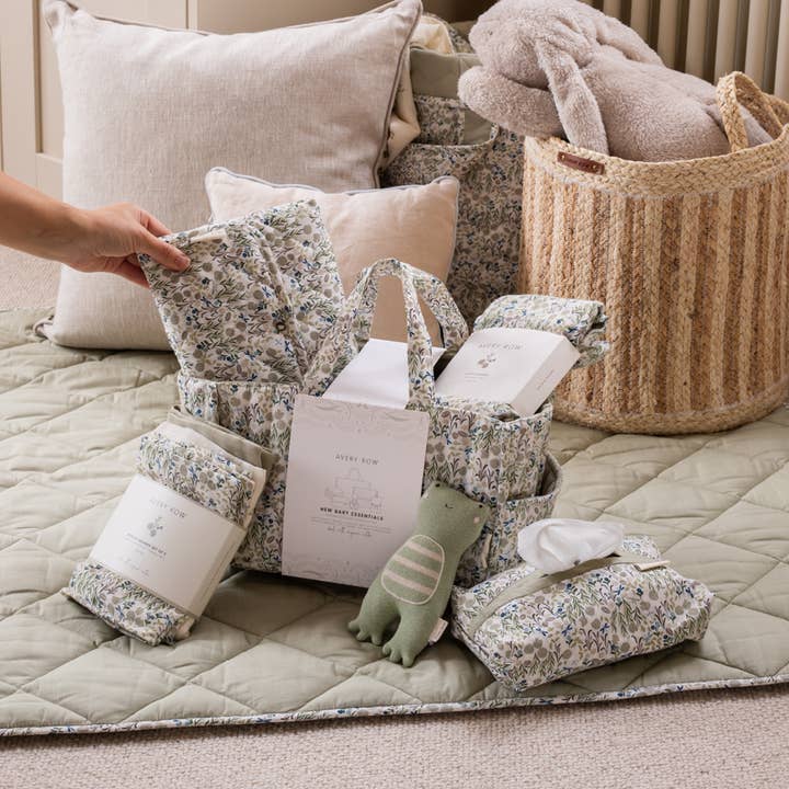 Avery Row - Wholesale New mom gift box/set - Essentials New Baby Gift Set - Riverbank2