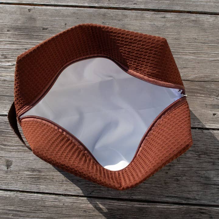 Coastal Cowboy - Wholesale Makeup/Cosmetic Bag - Brown Horseshoe Makeup Travel Bag2