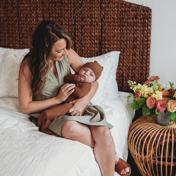 Shedo Lane - Wholesale Swaddle Set - Baby - Mother Earth Brown Bamboo Baby Swaddle 3 Piece Set6