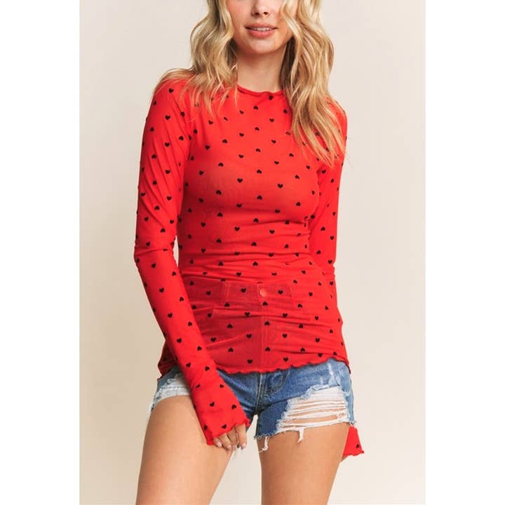 9274 TOP DE DISEÑO CON CUELLO ALTO Y ESTAMPADO DE CORAZONES DE MALLA CUTE. para venta al por mayor de Coloring You