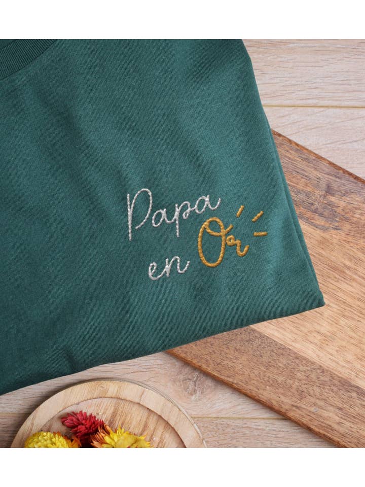 Juste un t-shirt - Wholesale T-Shirt - Men's - Embroidered T-shirt - Papa en Or3