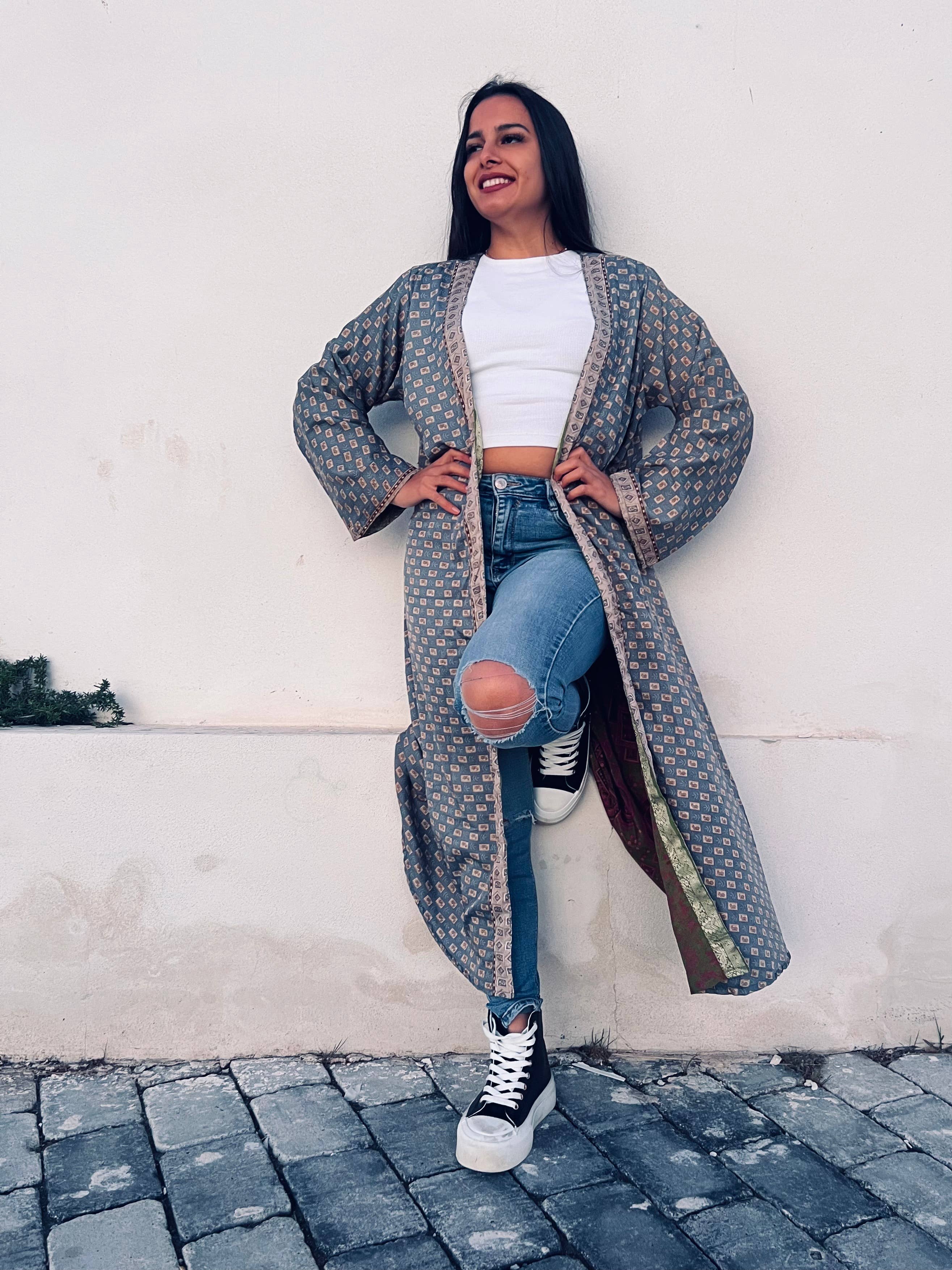 Kinomy - Wholesale Kimono - Women's - Varied reversible long kimonos (118 cm) Pack 20, boho.19