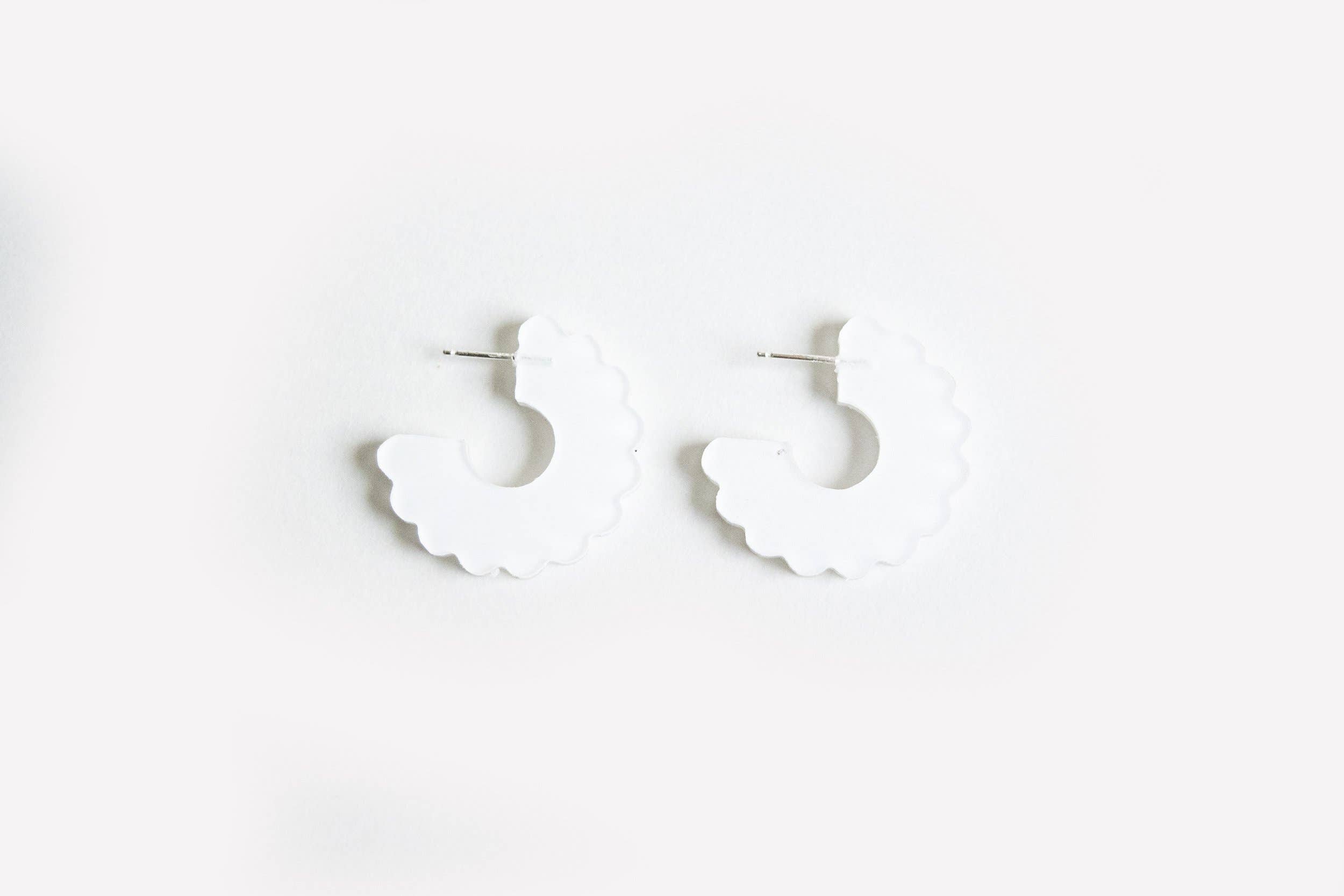 dconstruct – Großhandel Hoops – Ohrringe Scallop Kleiner Kreolen6