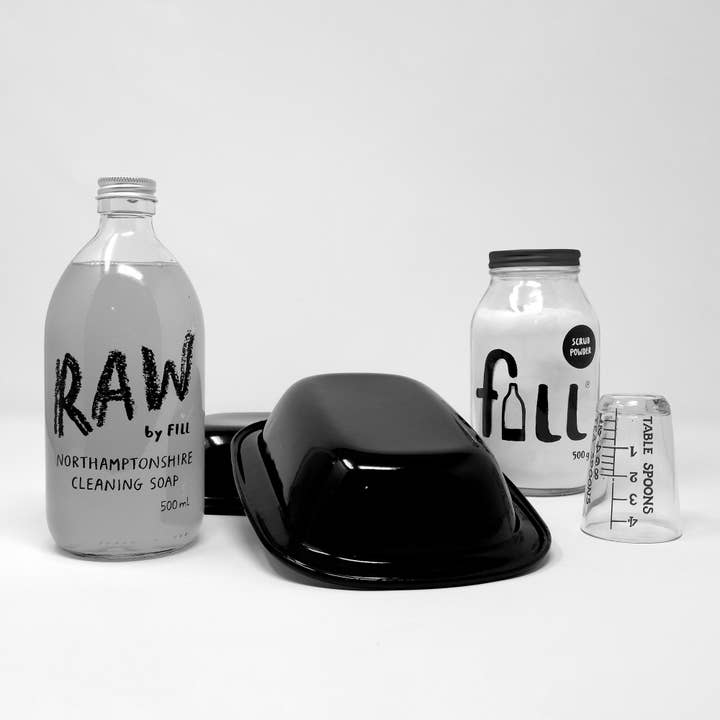 FILL REFILL CO – wholesale Multi-surface cleaner – Messy Xmas - Plastic free holiday clean up kit.4