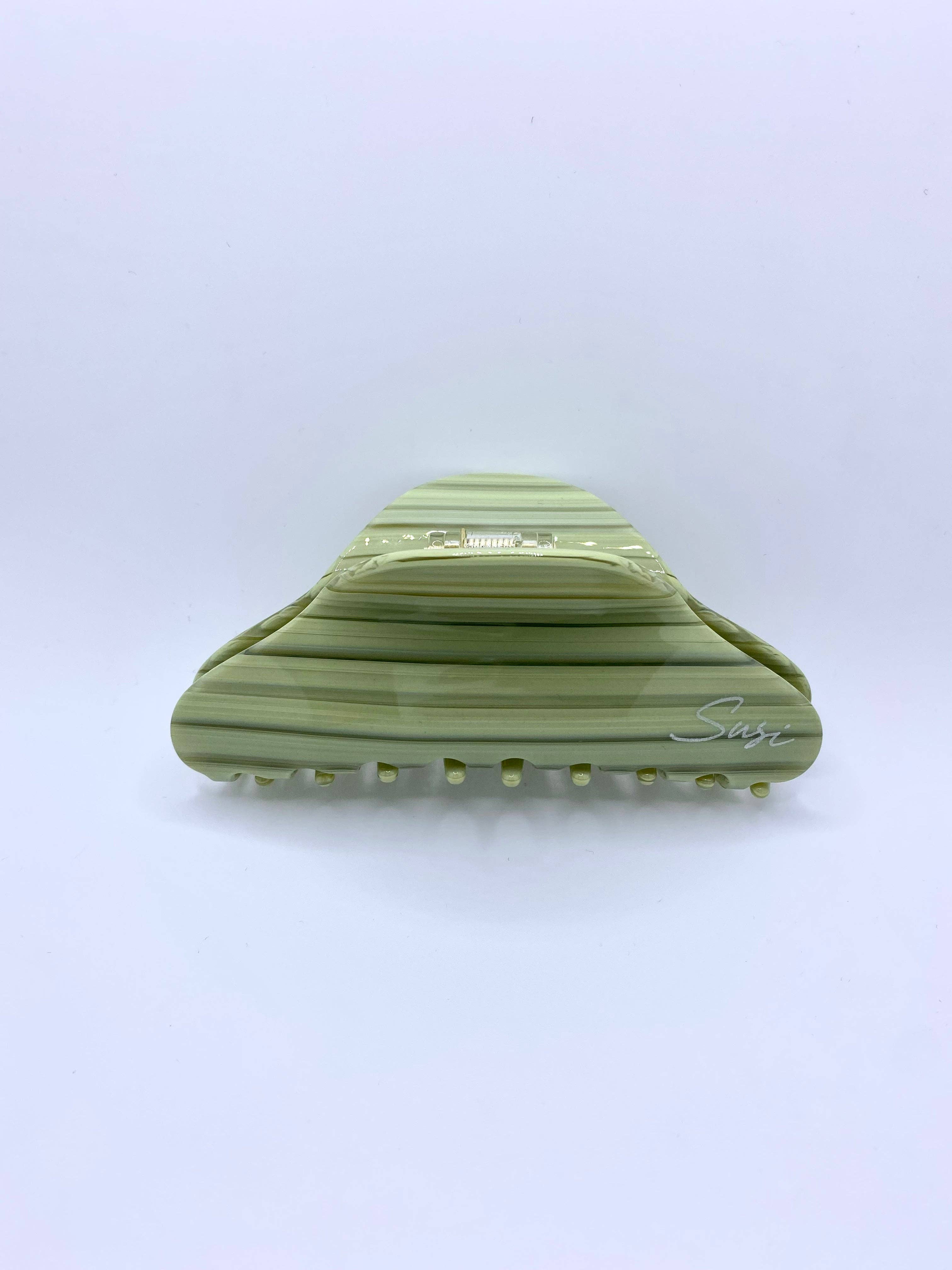 Sustainable Susi - Wholesale Hair Clip - Women's - Cloud Hair Clip Lime0