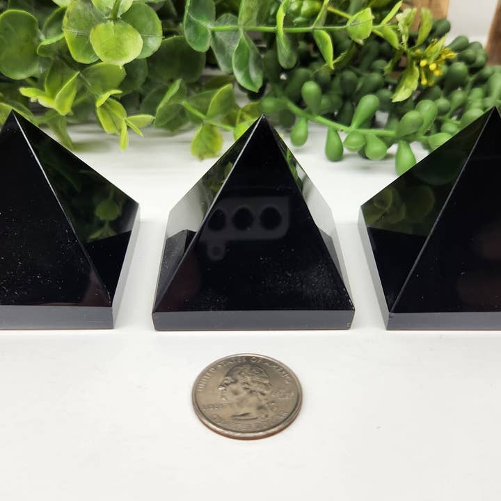 Meraki Gemstones - Wholesale Spiritual Stone/Crystal - Black Obsidian Polished Semi-Precious Gemstone Pyramid -5cm2