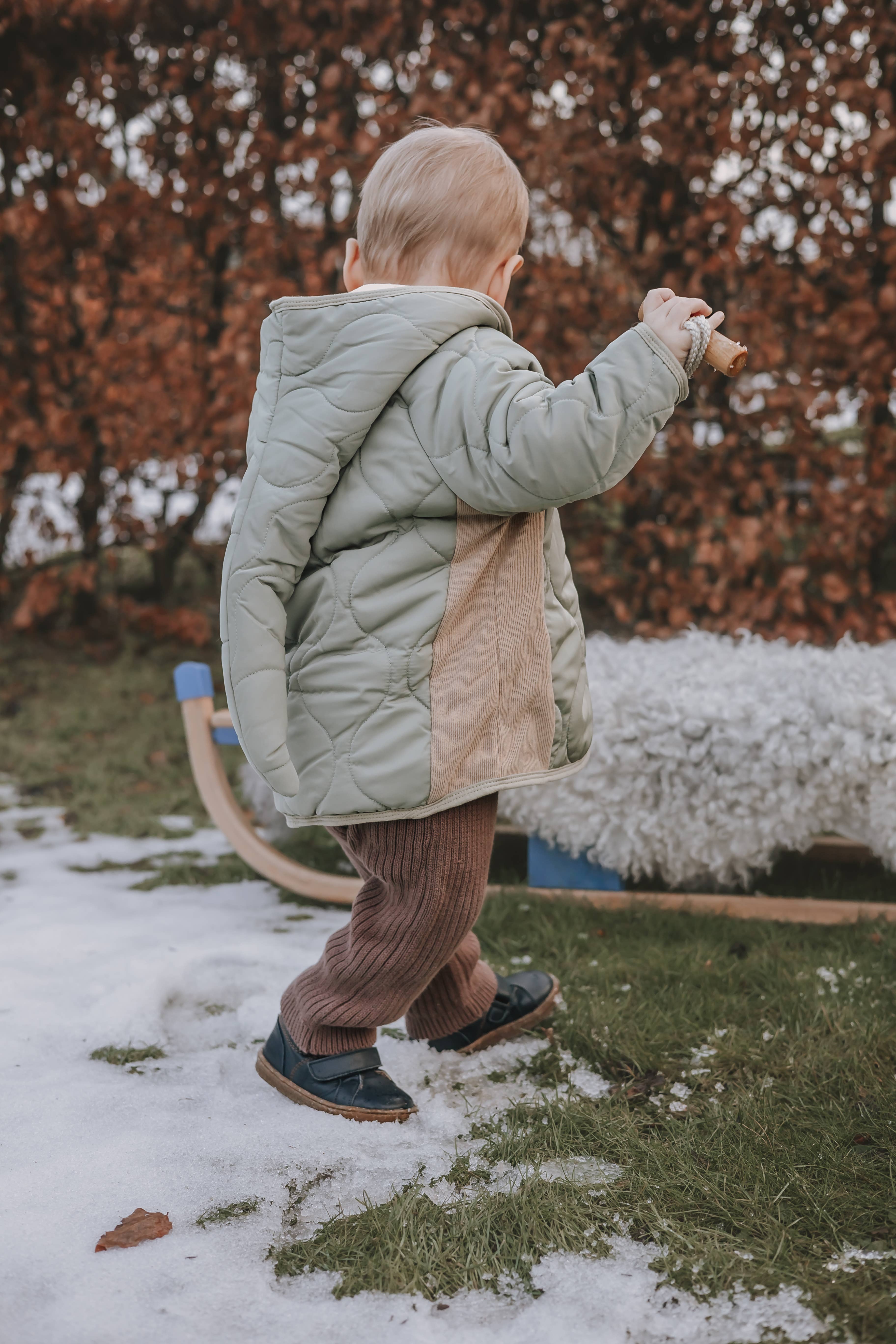 Annie & Charles - Vendita all'ingrosso Giacca - Bambini - Giacca trapuntata soffice Annie & Charles® Jack con pile10