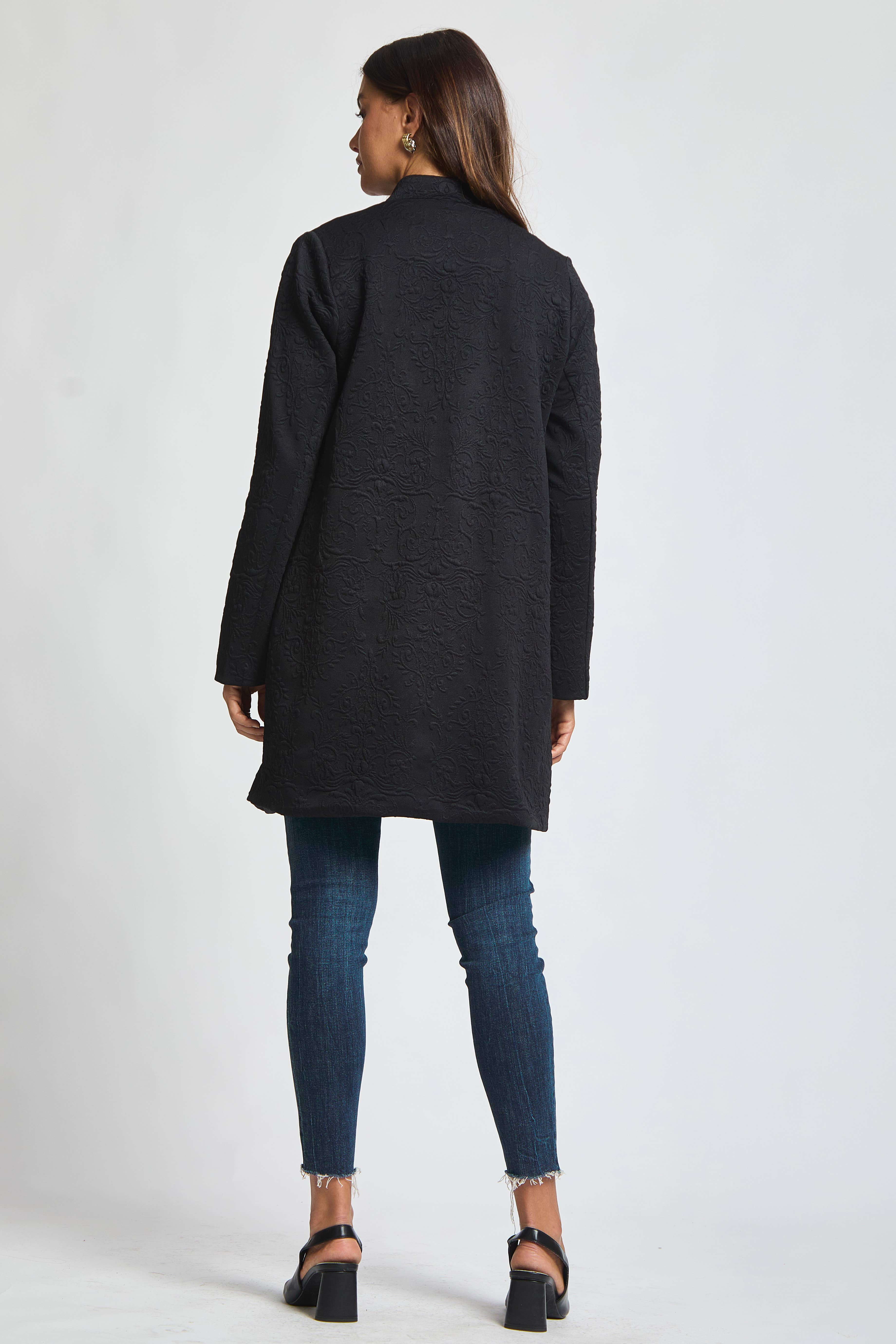 Dear Scarlett - Vente Manteau – femme - Manteau Midi Jacquard Élégant3