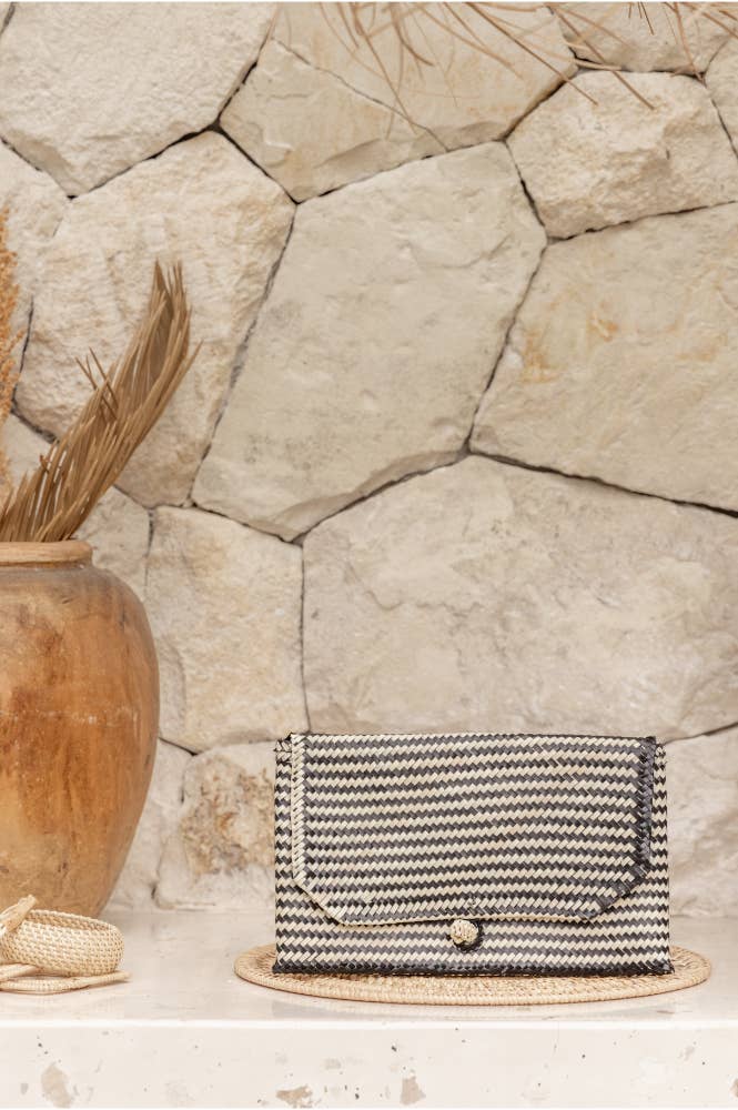 Village Thrive - Wholesale Clutch Bag - Women's - Rattan Clutch in Stripes Motif5