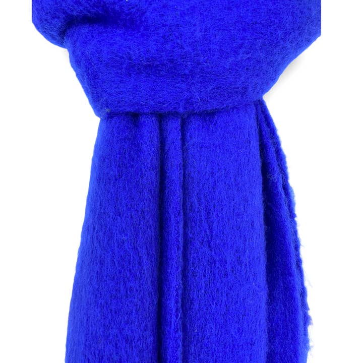 London Scarves - Wholesale Scarf - Women's - Plain chuncky fluffy scarf16