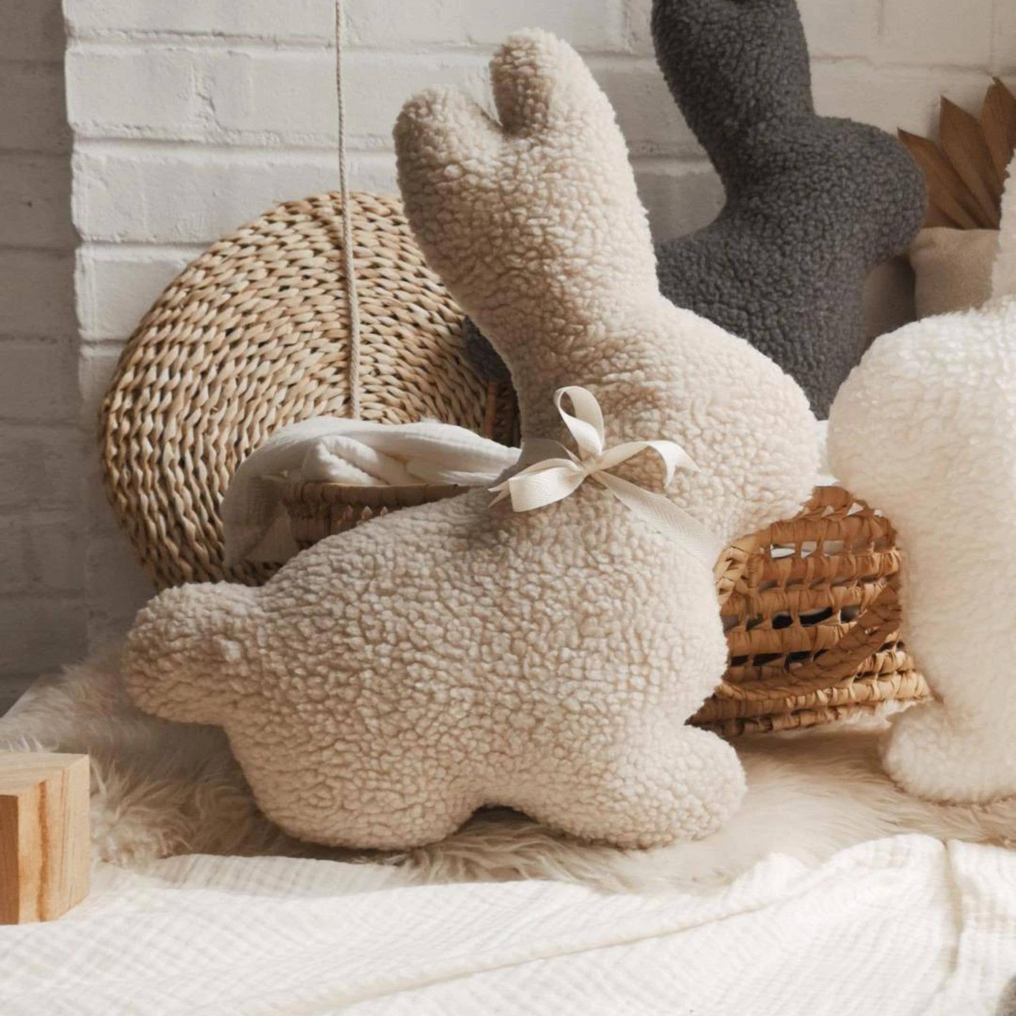 The Butter Flying - Vente Coussin décoratif - Coussin Lapin de Pâques - 4 Couleurs4