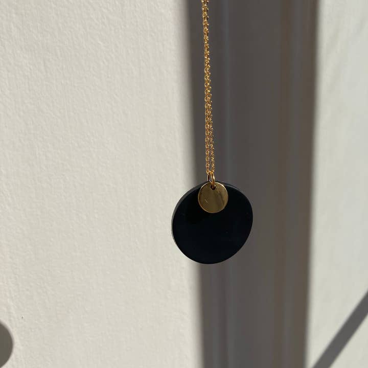 Luna Ray Jewellery – wholesale Pendant/charm necklace – The Eclipse (Black)2