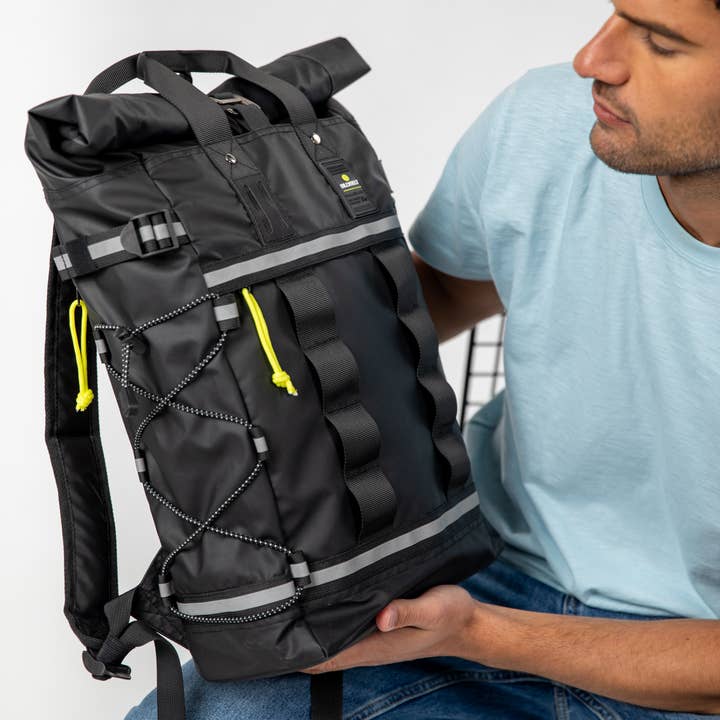 BILLYBELT - Wholesale Backpack - Unisex - Roll-top waterproof backpack - Black3