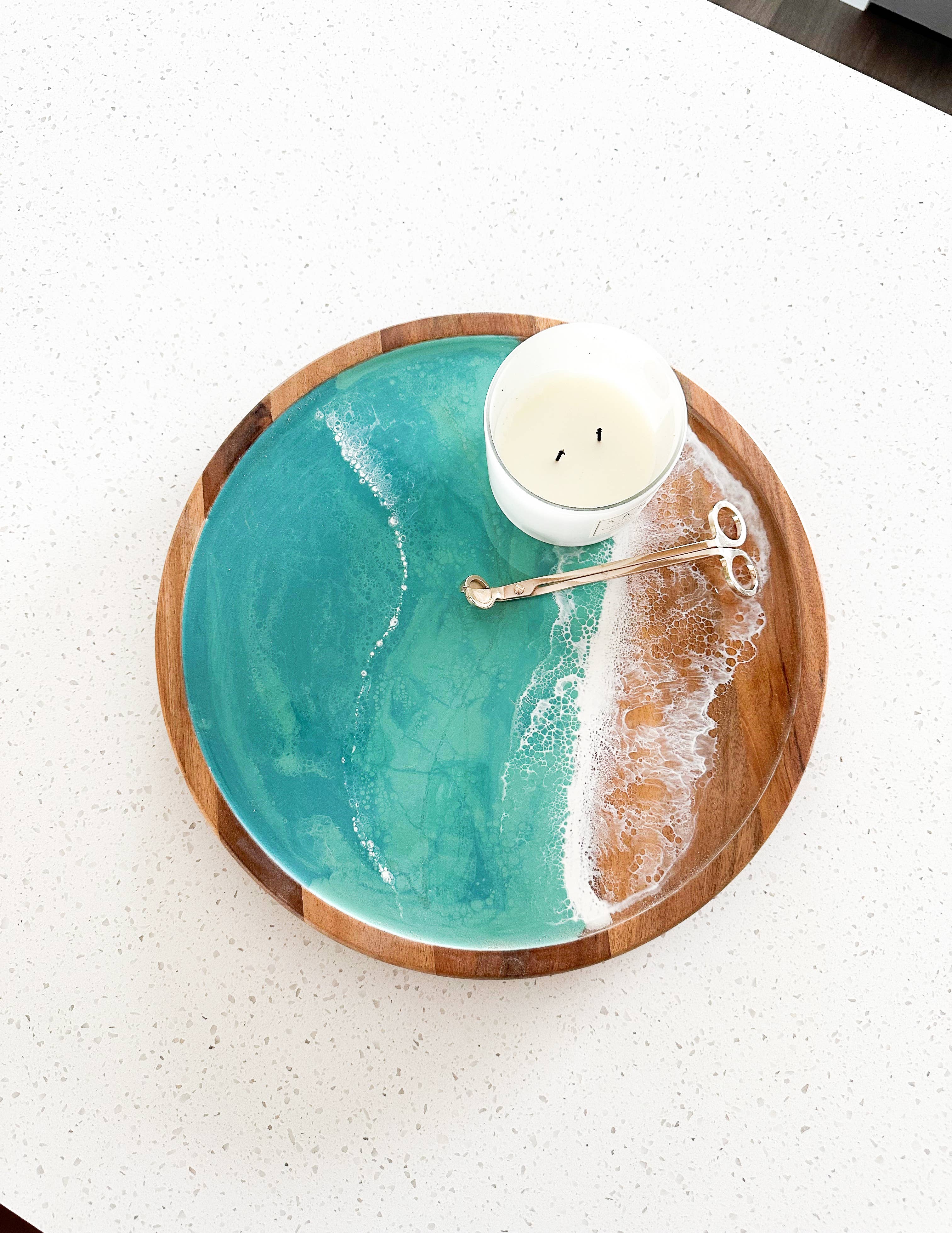 Lynn & Liana Designs - Vente Plateaux de service - Plateau tournant en résine de bois d'acacia - Lazy Susan 16" SANS TARIFS !8