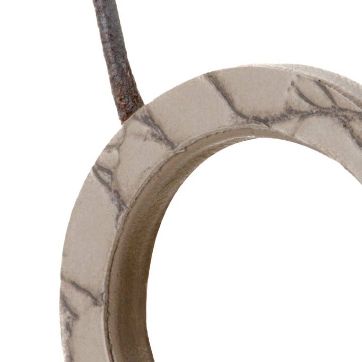 Porte-cordon pour lunettes - Croc craie pour la vente par Le Kevin