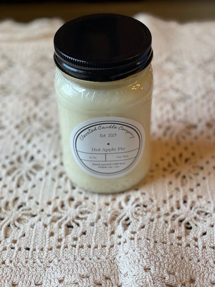 varm äppelpaj för wholesale av Elevated Candle
