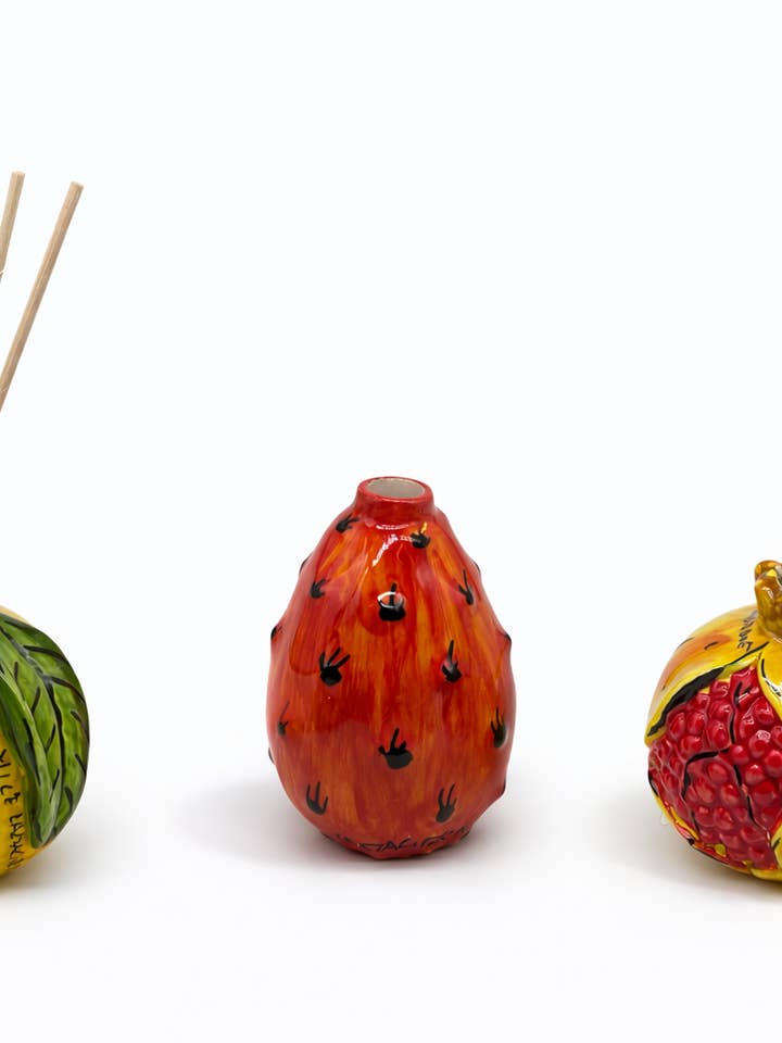 Handdekorerad fruktparfym Ceramica Caltagirone för wholesale av DD Ceramiche Siciliane