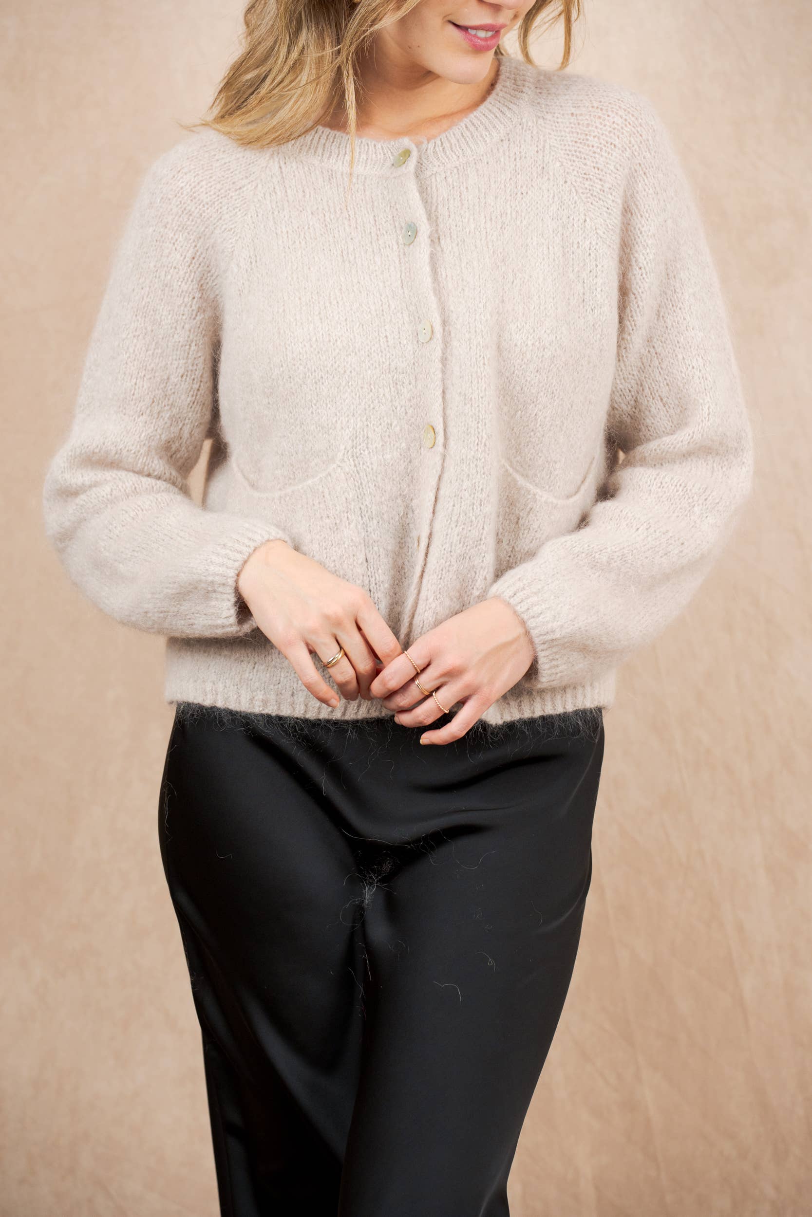 NAÏS PARIS – Cardigan - Mulher por atacado – Cardigan de gola redonda com mangas longas em kid mohair e lã33