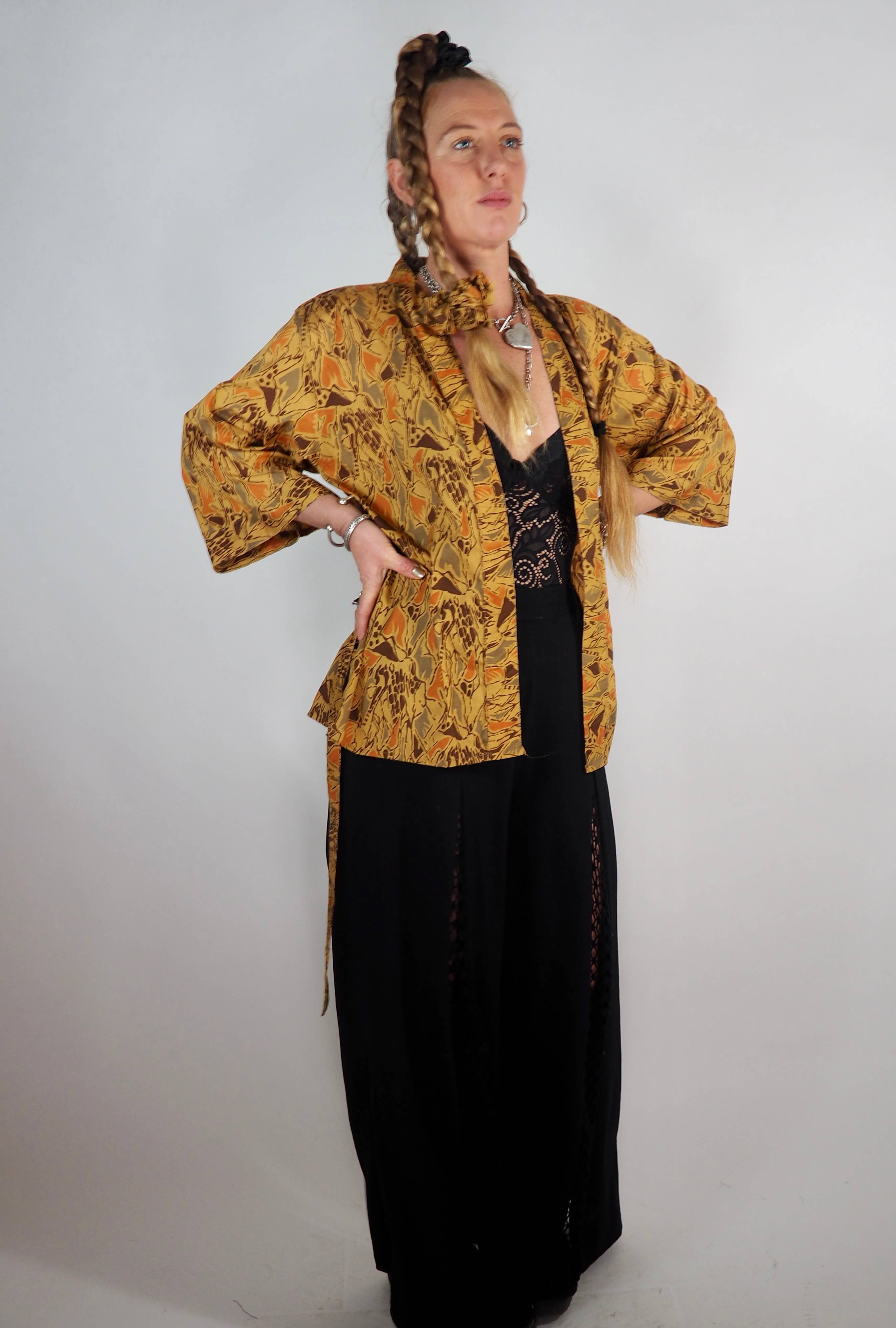 Vagabond Ibiza - Wholesale Kimono - Women's - The Kardash Kimono Short – Up-cycled Vintage Sari Kimono 11